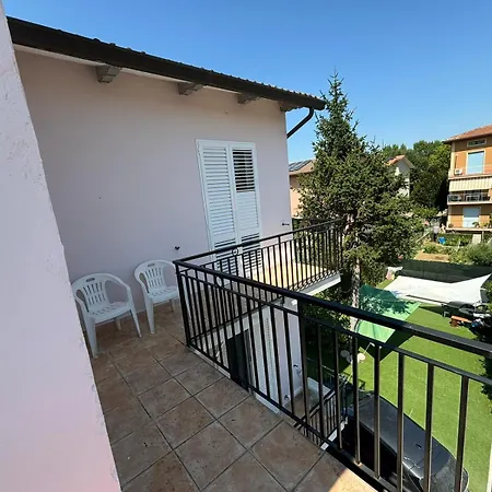 Dante Alighieri شقة