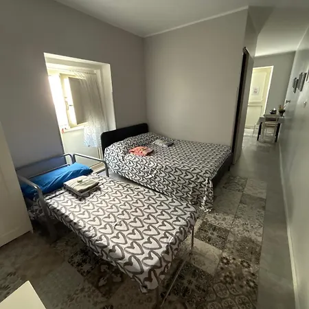 شقة Dante Alighieri *